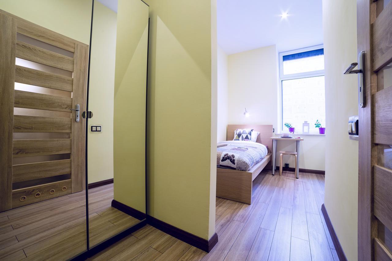 Apartamenty Centrum Piotrków Trybunalski エクステリア 写真