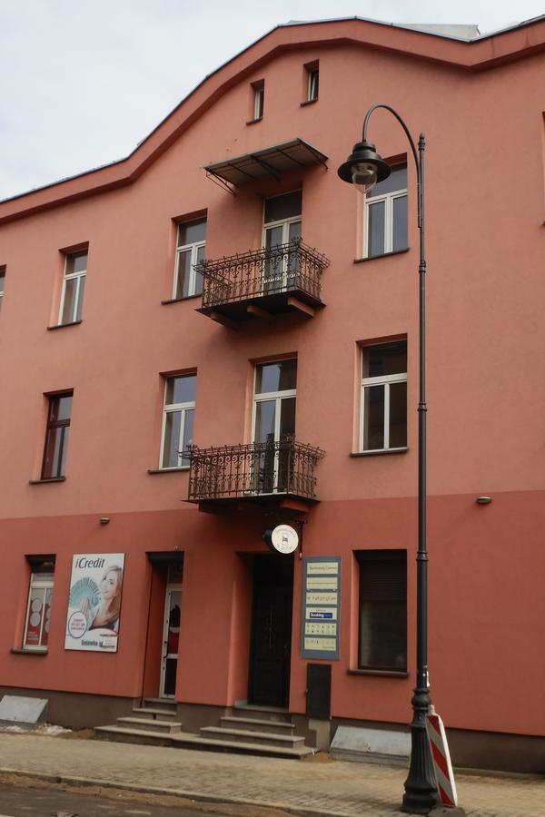 Apartamenty Centrum Piotrków Trybunalski エクステリア 写真